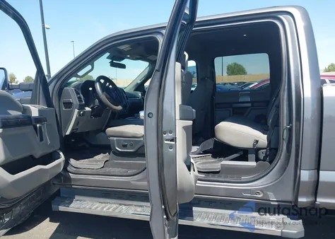 2021 Ford F-250 Xlt z USA, uszkodzony, nr VIN 1FT7W2BN6MEC62003